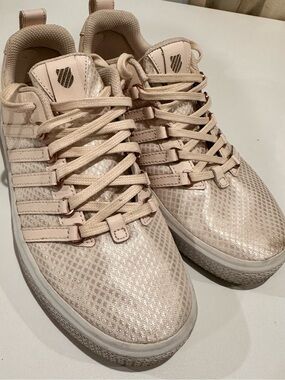 K-Swiss Women's Blush Metallic Lace-Up Sneakers